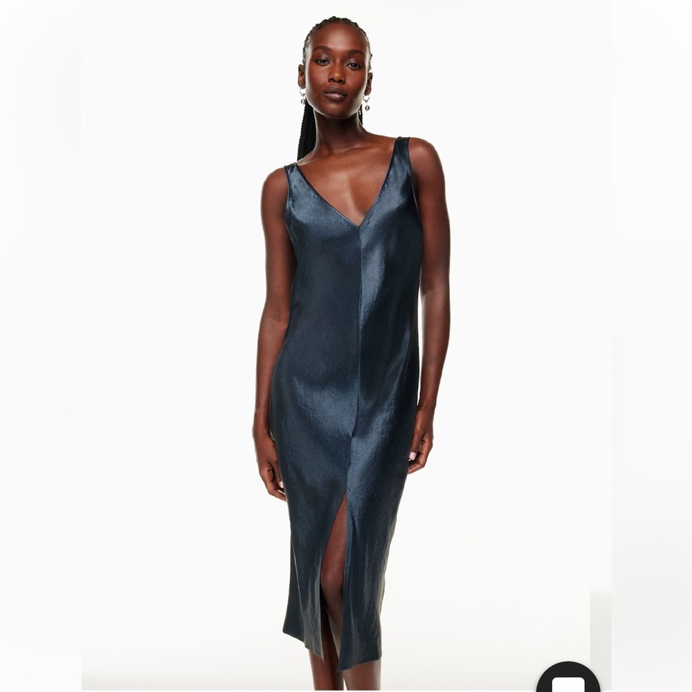 Aritzia | Caspar Total Eclipse Satin Midi Dress